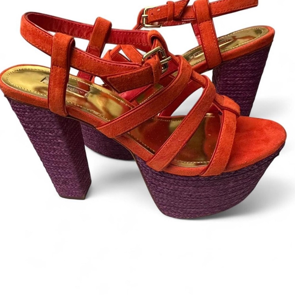 Report Signature Red Platform Sandals - Picture 3 of 6